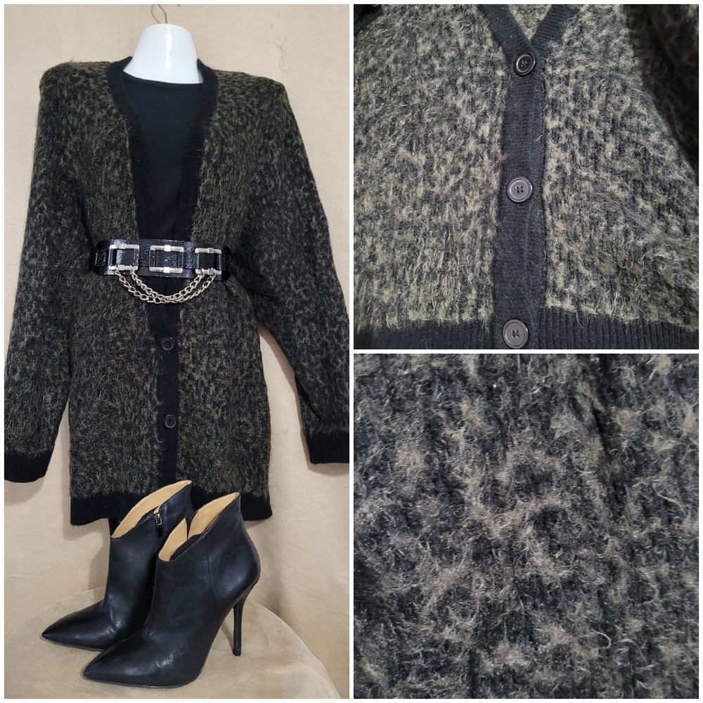 Cardigan  OLIVE GREEN  M /L